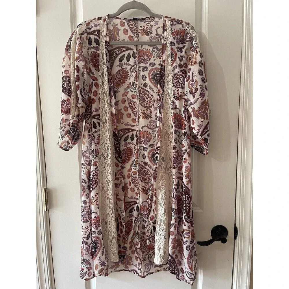 American Eagle Women’s Size XS Paisley Print Lace Trim Boho Kimono - Picture 2 of 9